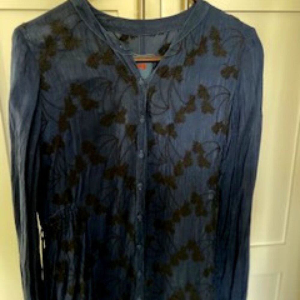 Johnny Was Navy Long Sleeve Small